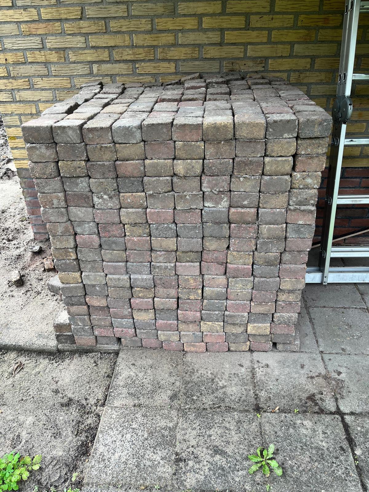 Stenen klinkers cobblestones, Tuin en Terras, Ophalen, Zo goed als nieuw, Beton, Klinkers