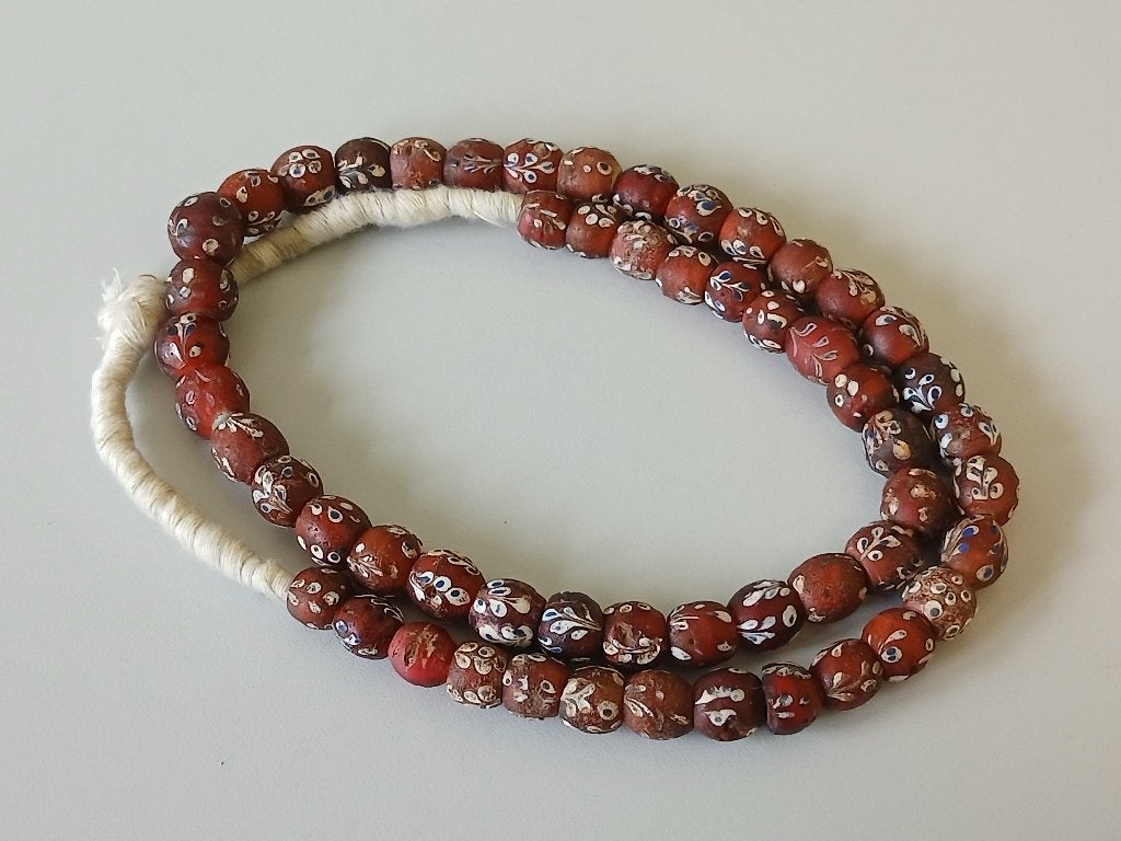 Ketting Venetiaanse 'floral' handelskralen, Afrika,19e eeuw, Ophalen of Verzenden, Overige materialen, Ketting