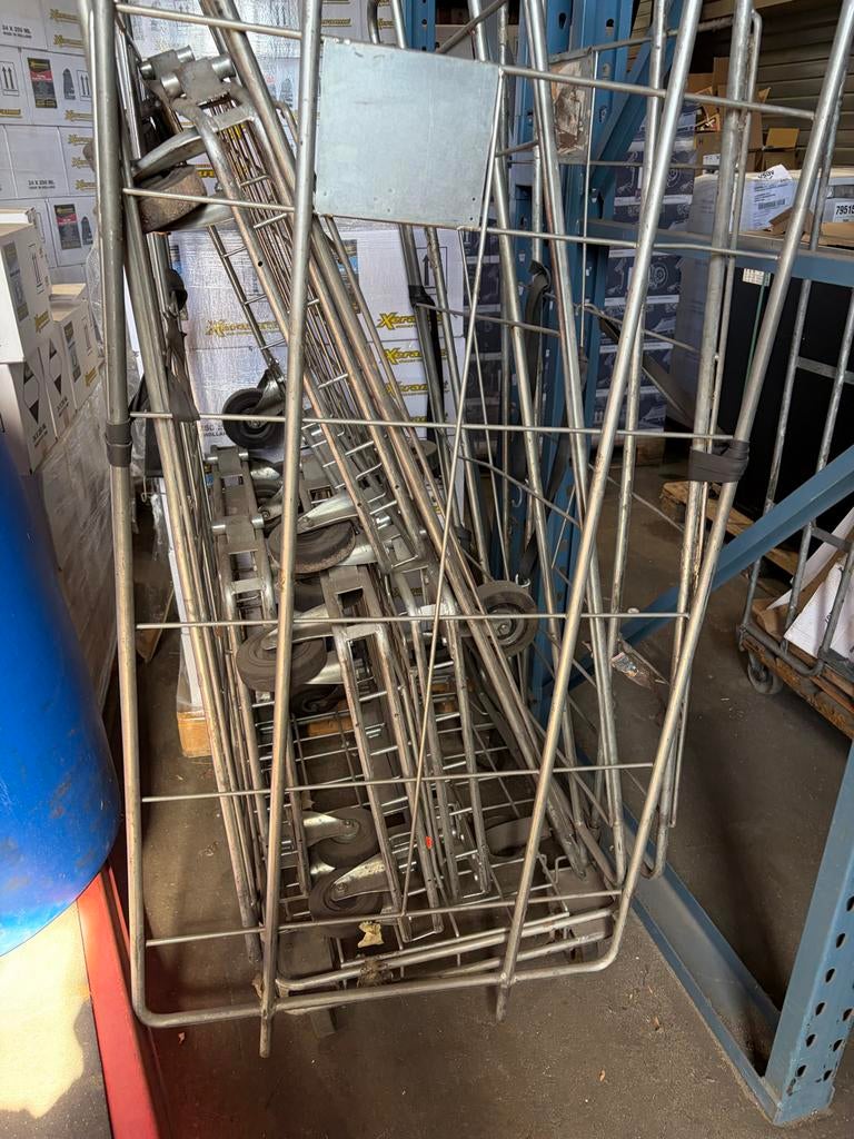 Metalen rolcontainers (meerdere beschikbaar), Ophalen of Verzenden