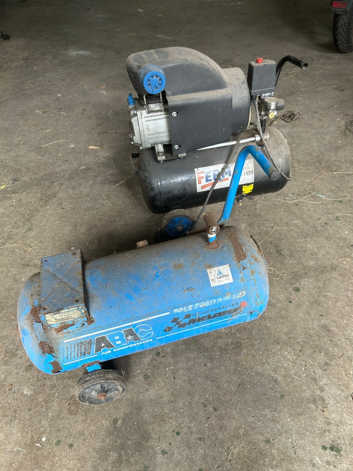 Twee compressoren: Ferm FCO-1524 en ABAC Pole Position, Doe-het-zelf en Verbouw, Compressors, Ophalen, Gebruikt, 6 tot 10 bar