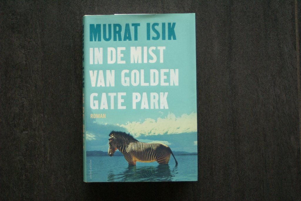 IN DE MIST VAN GOLDEN GATE PARK (2024) Murat Isik (hardcover, Ophalen of Verzenden, Zo goed als nieuw, Amerika