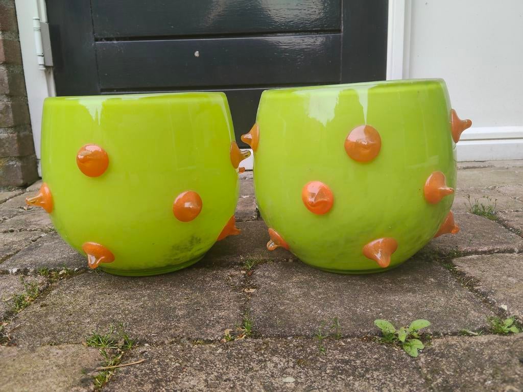 2 bijzondere glazen bloempotten, Overige materialen, Rond, Ophalen of Verzenden, Minder dan 40 cm