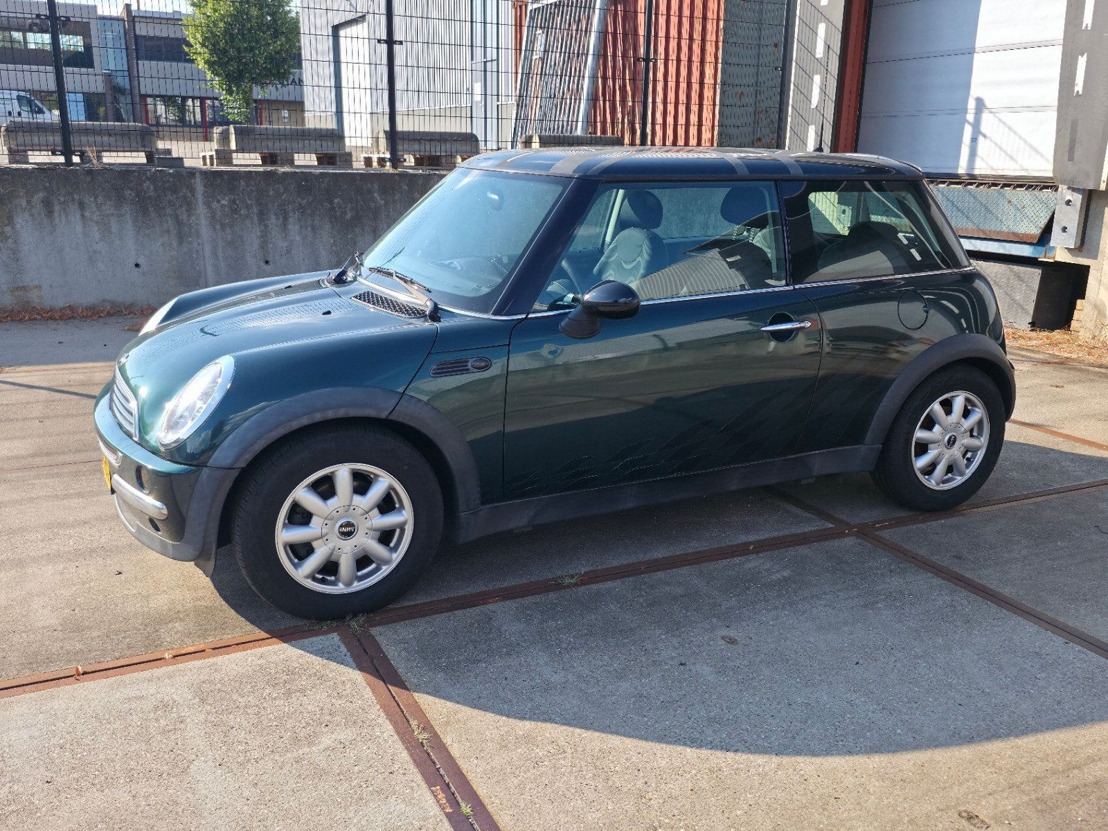 Mini 1.6 16V ONE 2003 Groen, Auto's, Mini, Voorwielaandrijving, 15 km/l, 4 cilinders, 4 stoelen