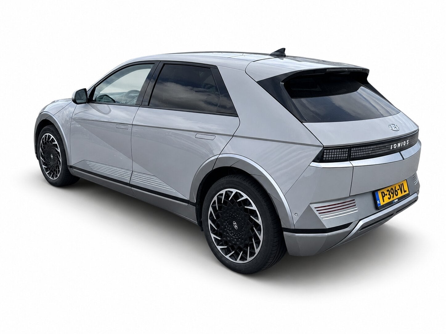 Hyundai IONIQ 5 Lounge AWD 73kWh | BOSE | Panoramadak | Stoe, Auto's, Hyundai, 12 maanden, IONIQ 5, Vierwielaandrijving, 1600 kg