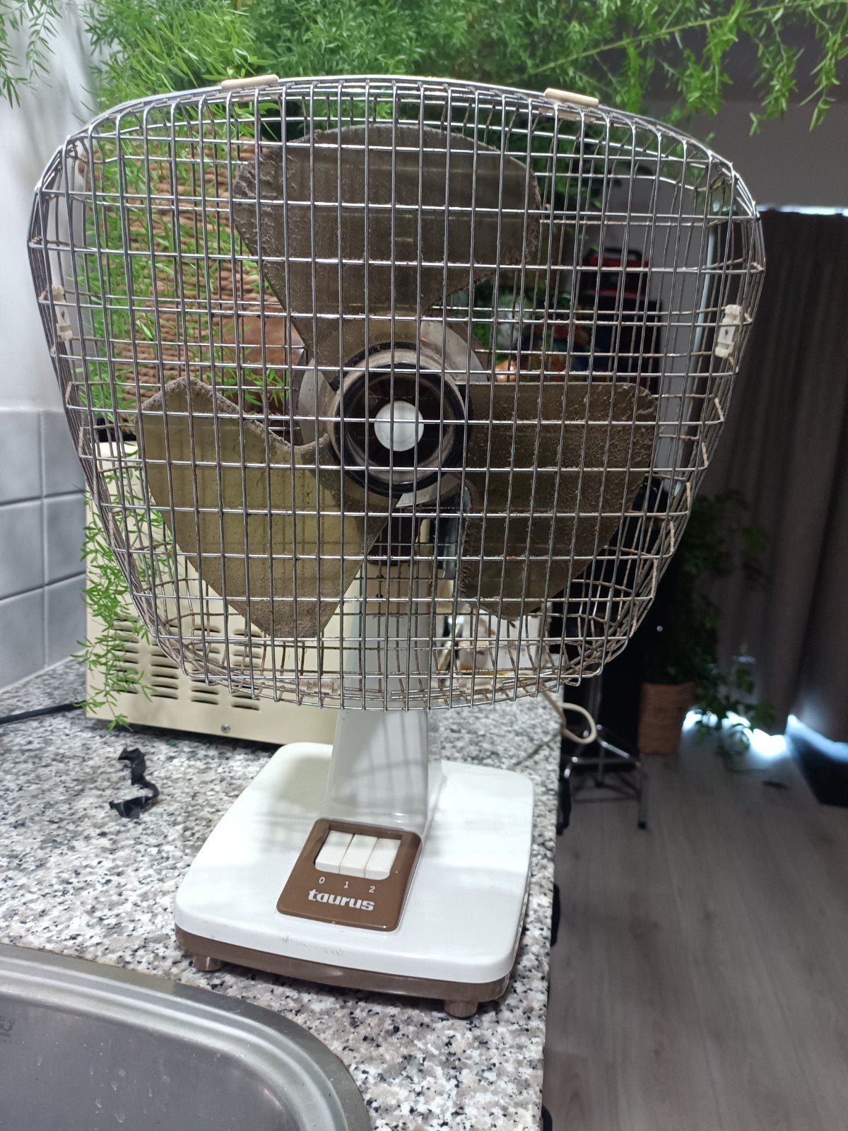 Taurus 60w ventilator vintage, Ophalen of Verzenden, Gebruikt, Tafelventilator