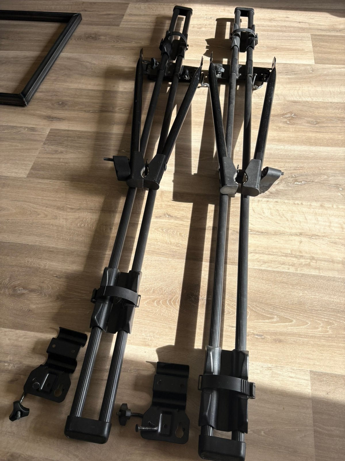 2x Thule 559, Ophalen, Zo goed als nieuw, Dakdrager