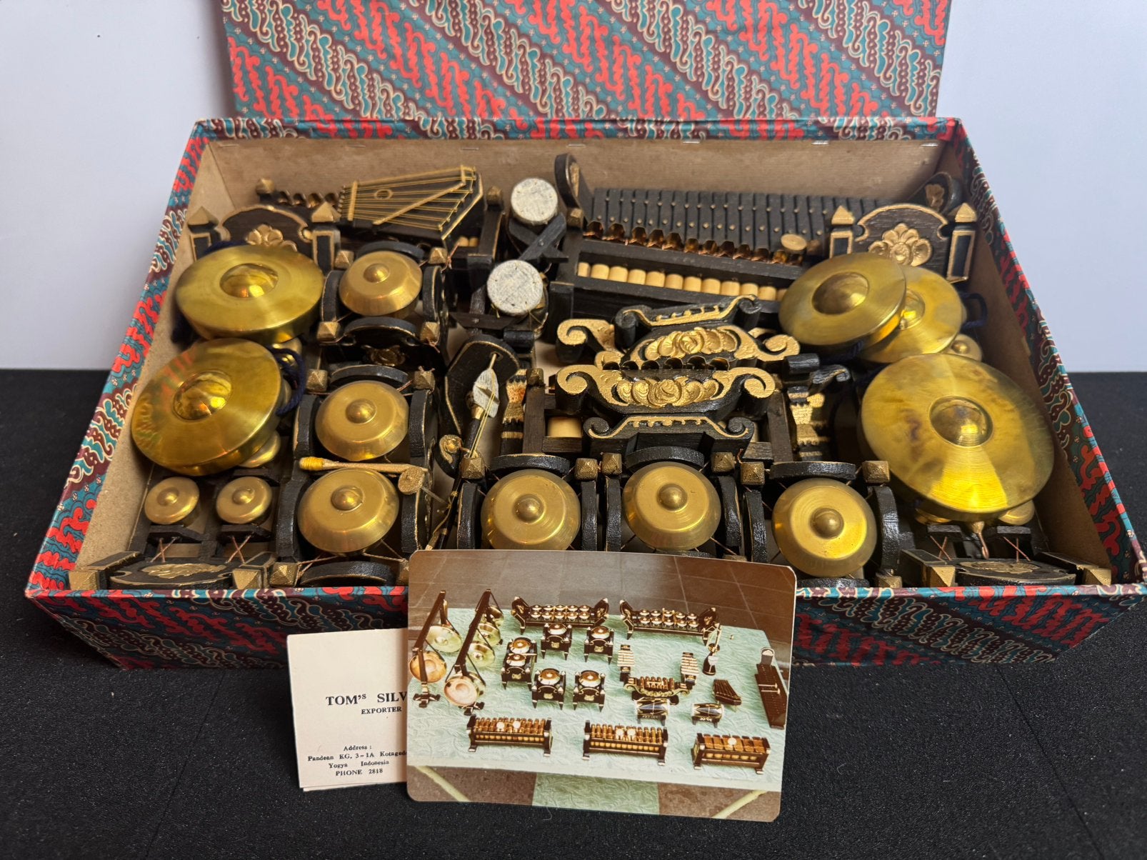 Miniatuur gamelan set Jogjakarta — messing hout — batikdoos, Ophalen of Verzenden, Zo goed als nieuw