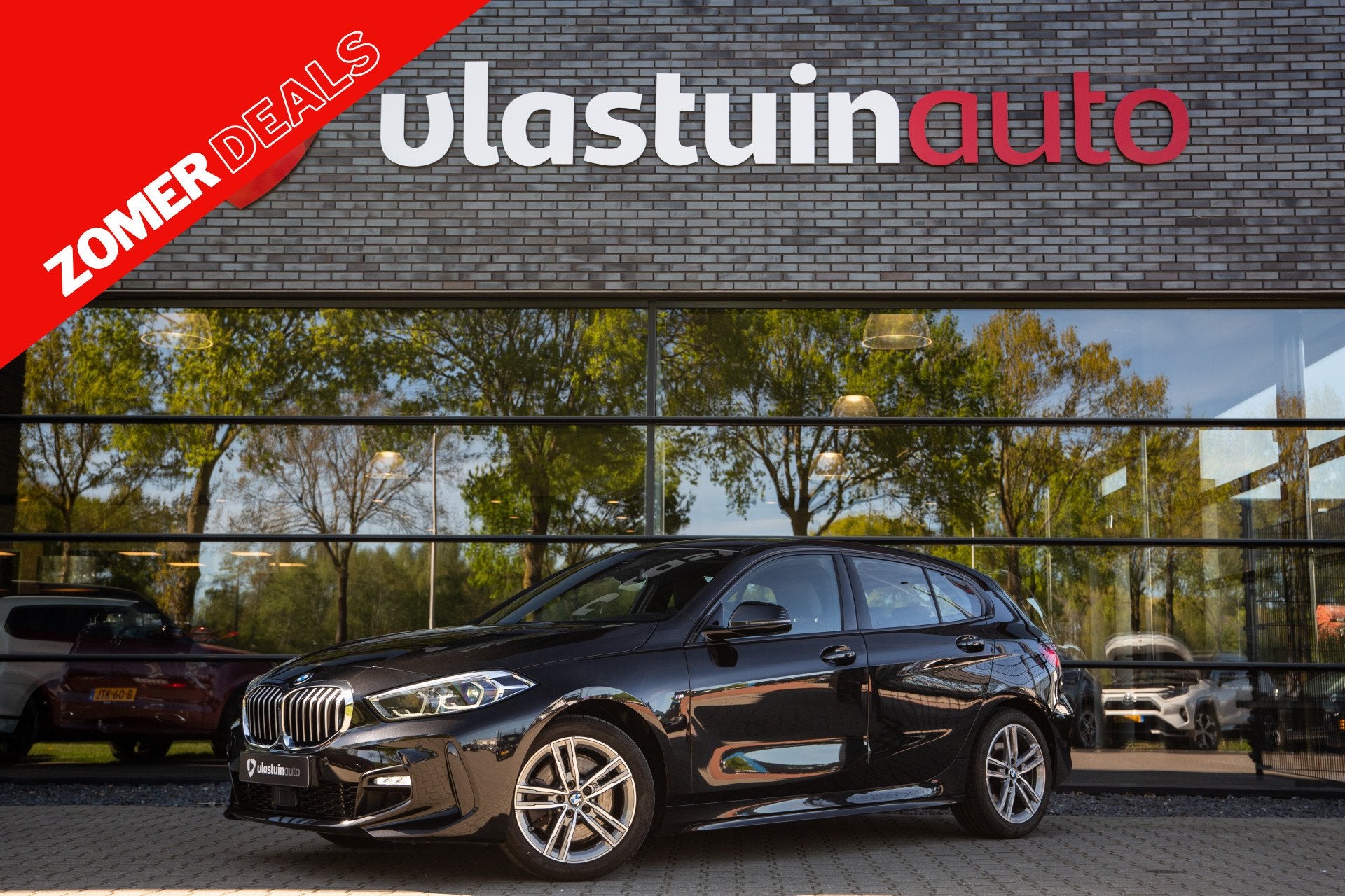 BMW 1-serie 120i High Executive M-Sport , Adap. cruise, Carp, 1998 cc, 730 kg, Gebruikt, Zwart