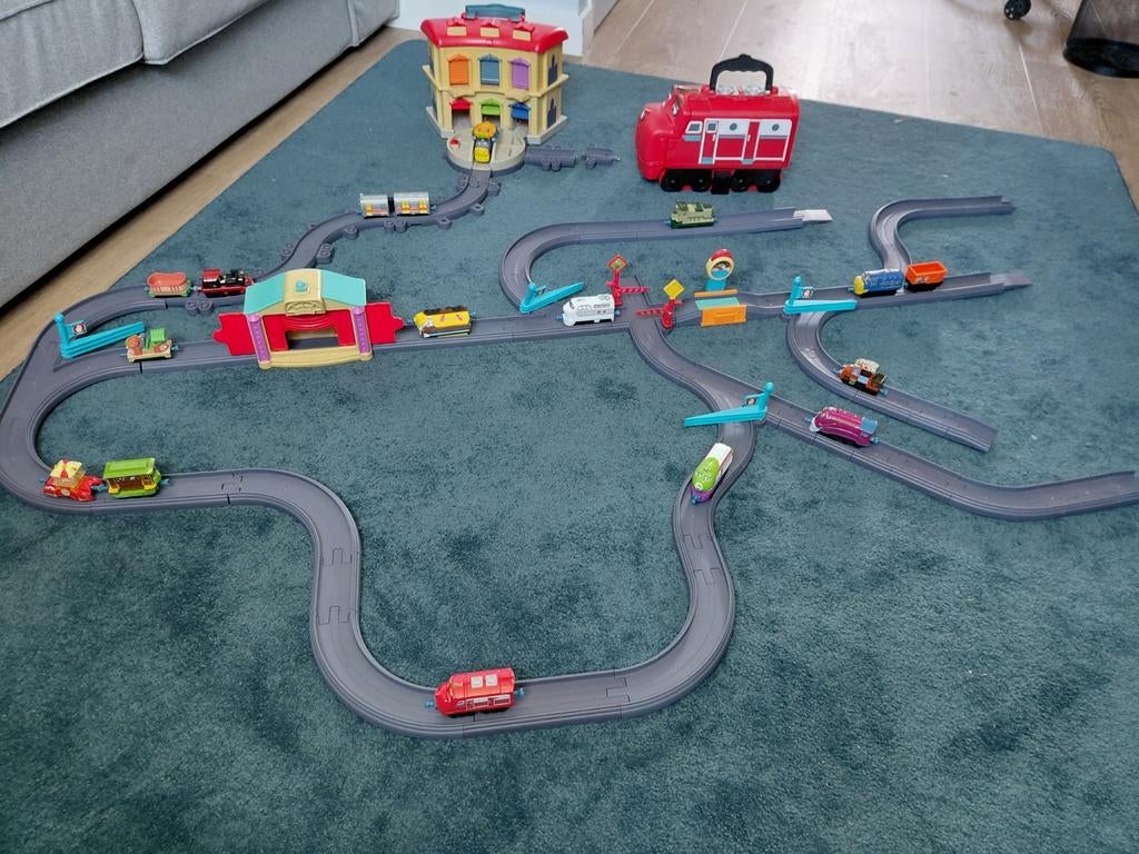 Chuggington treinbaan met treintjes en opbergkoffer, Ophalen, Gebruikt