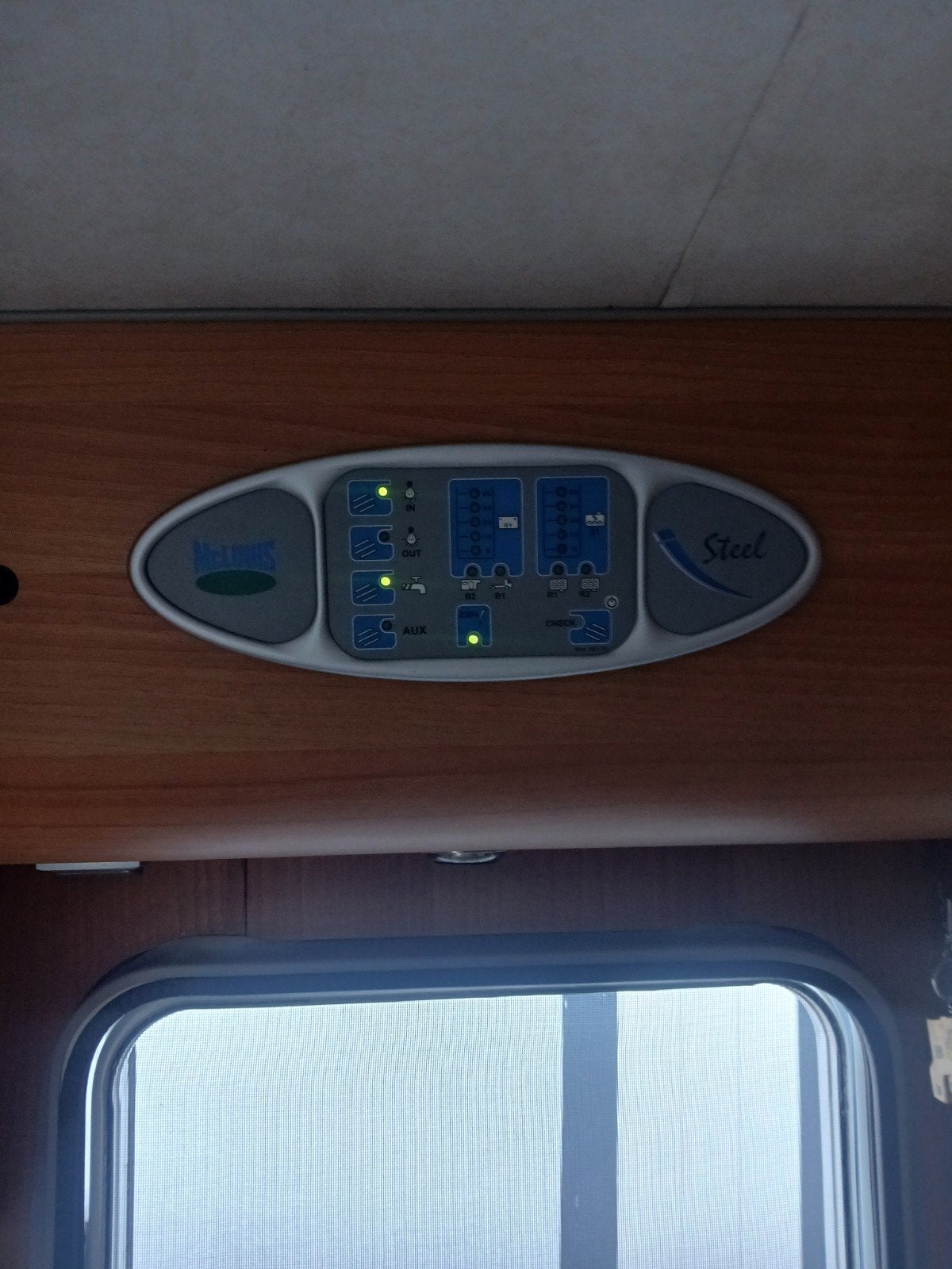 mc Louis fusebox voor display new, Ophalen of Verzenden, Nieuw