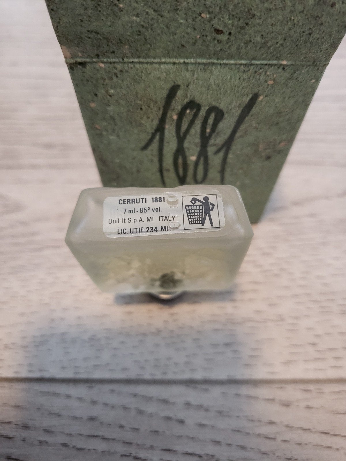 Nieuw Cerruti 1881 Eau de Toilette 7ml - Miniatuur, Ophalen of Verzenden, Nieuw