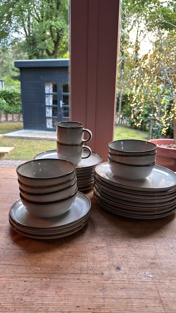 Servies ikea, Huis en Inrichting, Ophalen, Zo goed als nieuw, Overige stijlen, Aardewerk