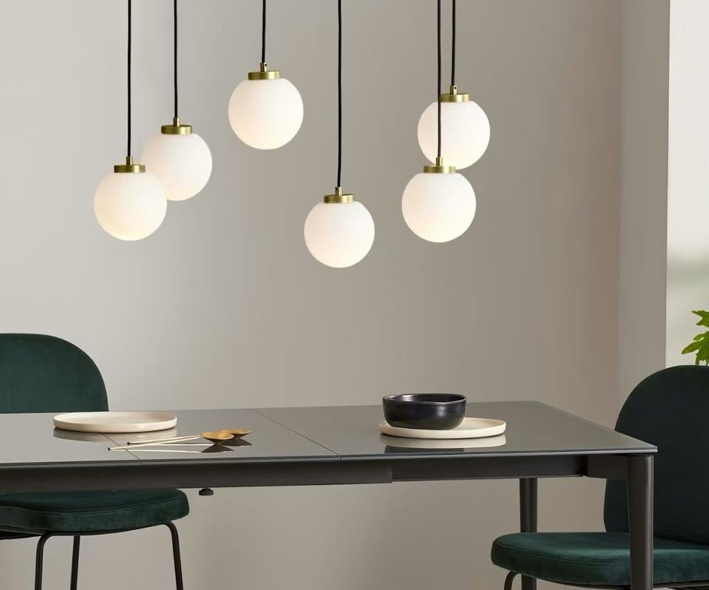 Nieuw in doos - MADE com - Nyro prachtige hanglamp, Huis en Inrichting, Ophalen, Nieuw, 75 cm of meer, Kroonluchter