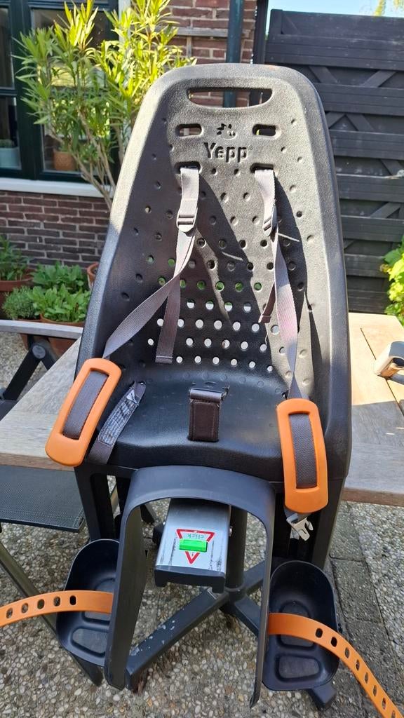 Yepp achterzitje zwart, Ophalen, Gebruikt