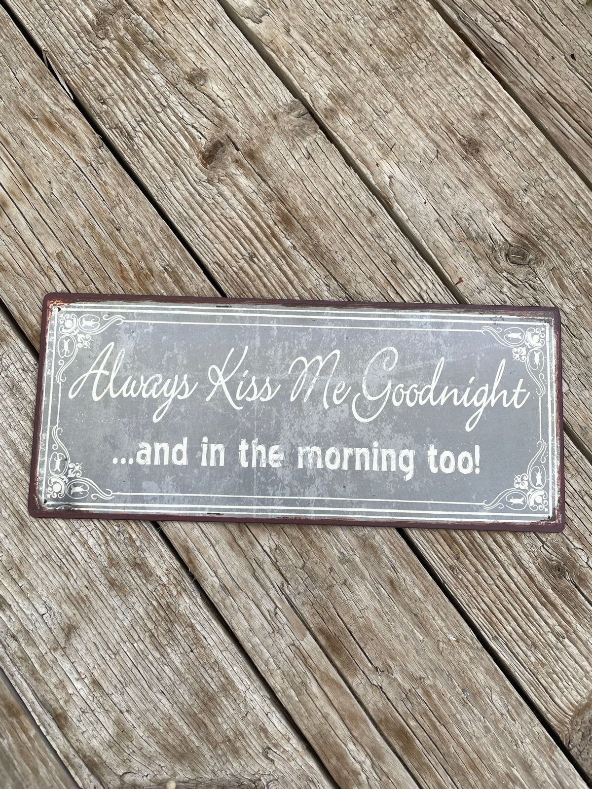 Decoratief Wandbord "Always Kiss Me Goodnight" IB Laursen, Metaal, Vintage, Ophalen of Verzenden, Zo goed als nieuw