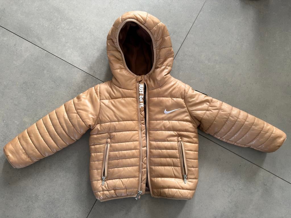Nike jas 92-98cm, Kinderen en Baby's, Ophalen of Verzenden, Nieuw, Jongen of Meisje, Jas