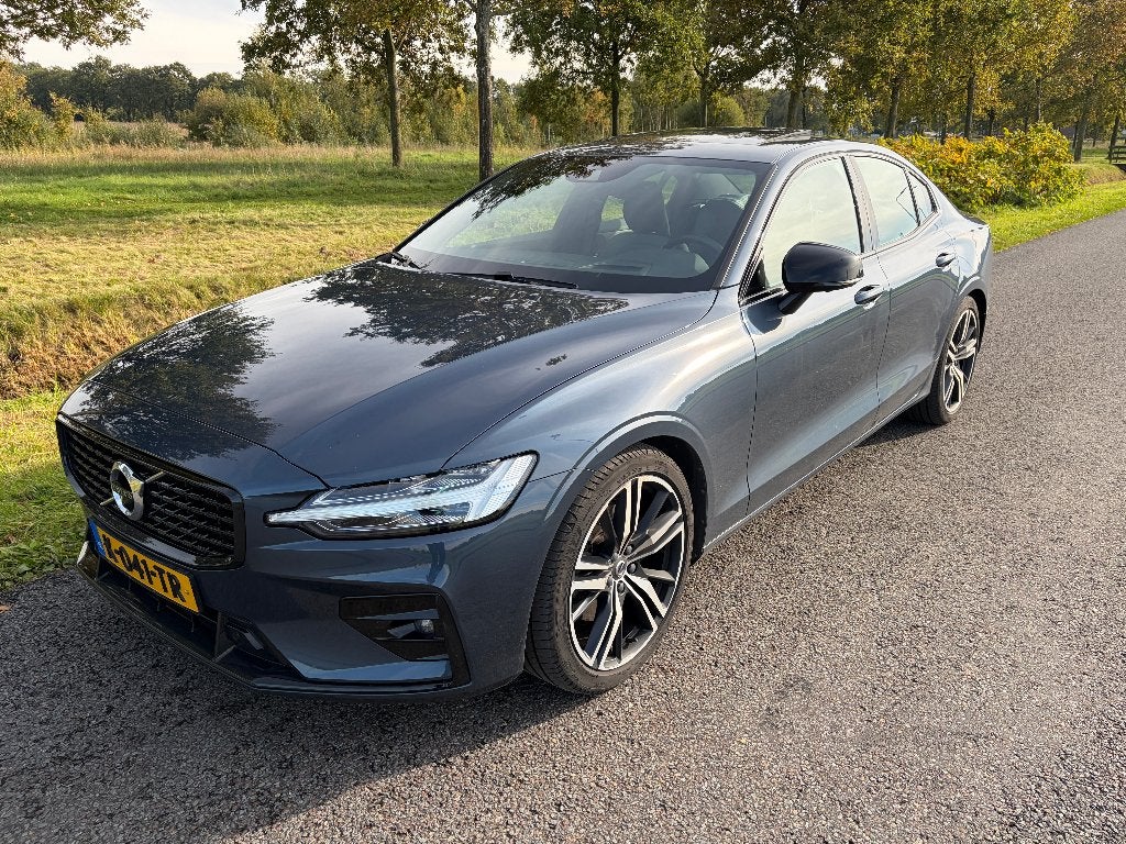 Volvo S60 B3 R-Design Mild Hybrid 2021 open dak, Auto's, Dealer onderhouden, 15 km/l, 1800 kg, Euro 6