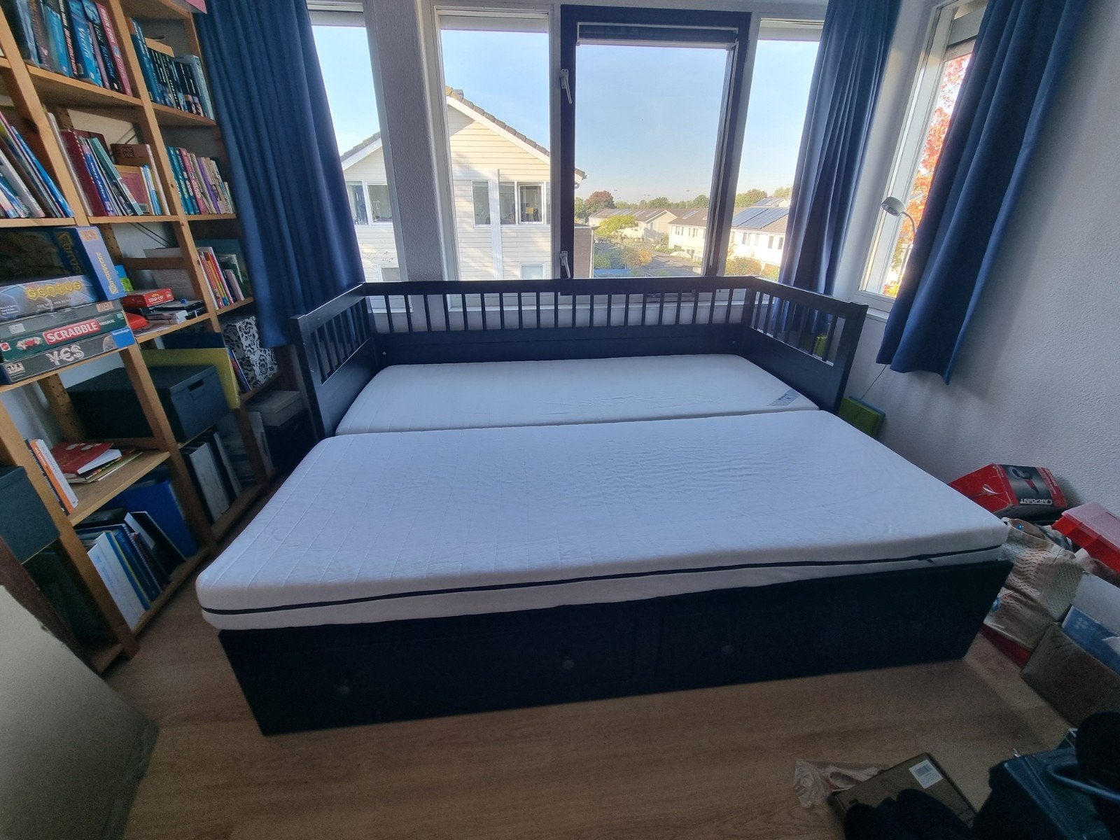 Hemnes bedbank / slaapbank ikea, Ophalen, Gebruikt, Bruin, Tweepersoons