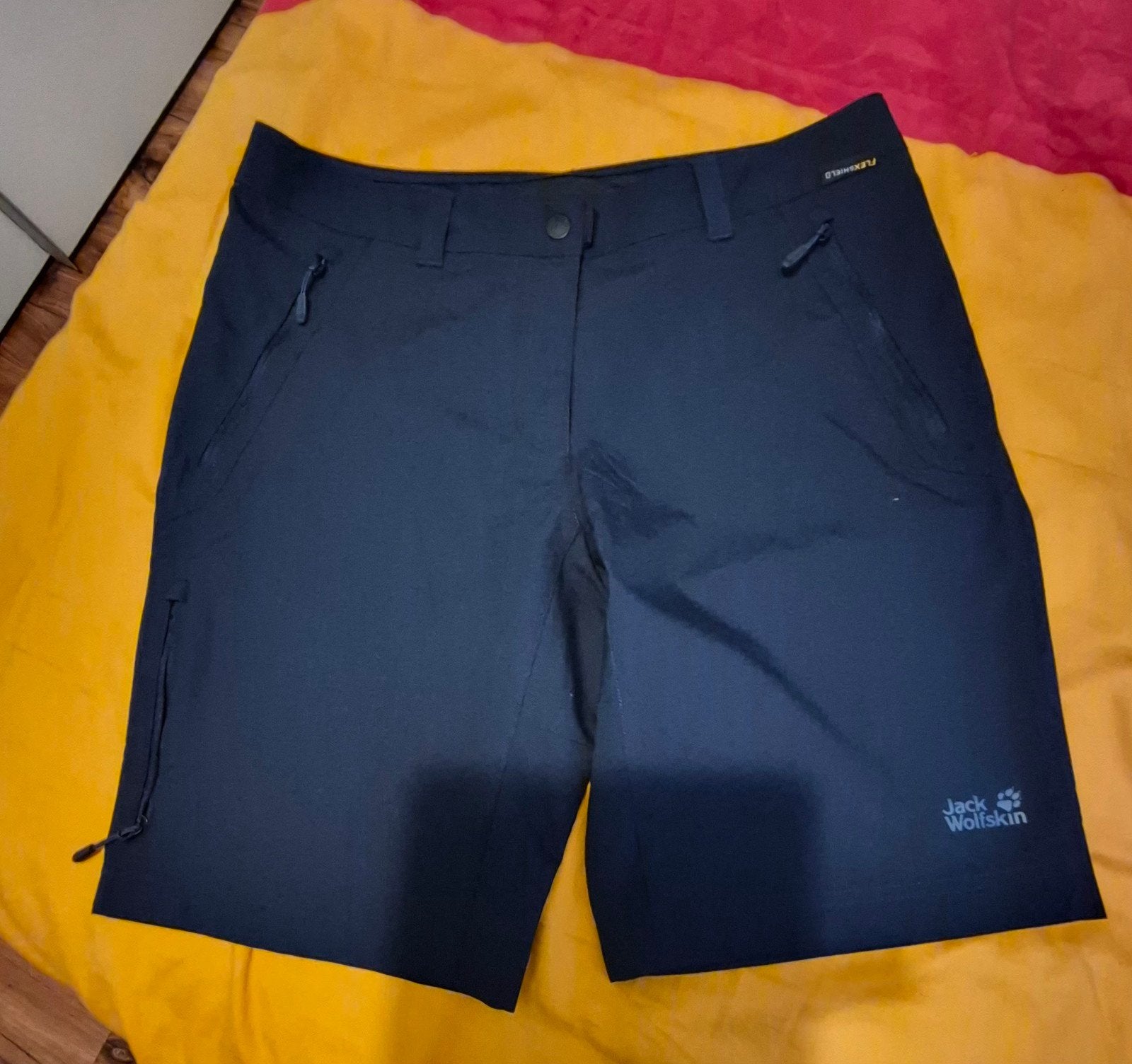 JACK WOLFSKIN KORTE BROEK MAAT 42, Blauw, Ophalen of Verzenden, Zo goed als nieuw, Maat 42/44 (L)