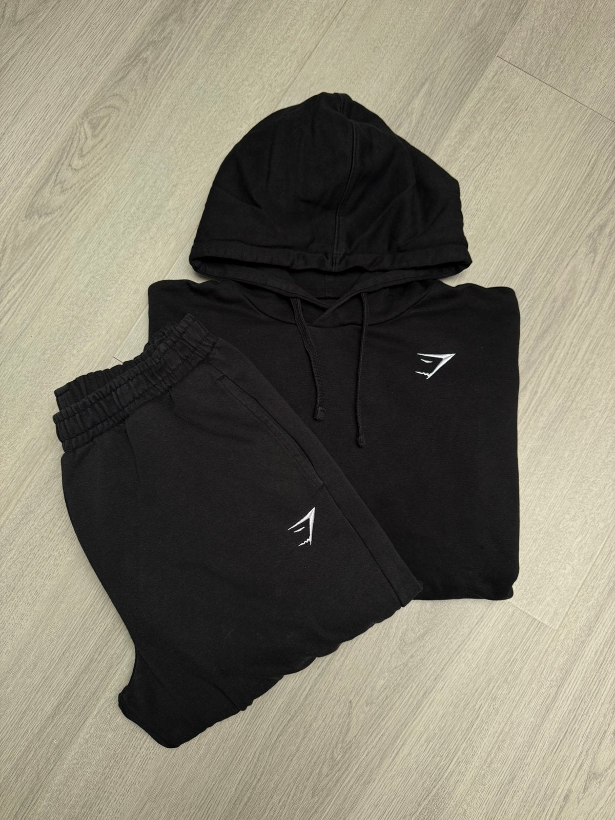 Gymshark joggingpak zwart, Ophalen of Verzenden, Zo goed als nieuw, Maat 36 (S), Zwart