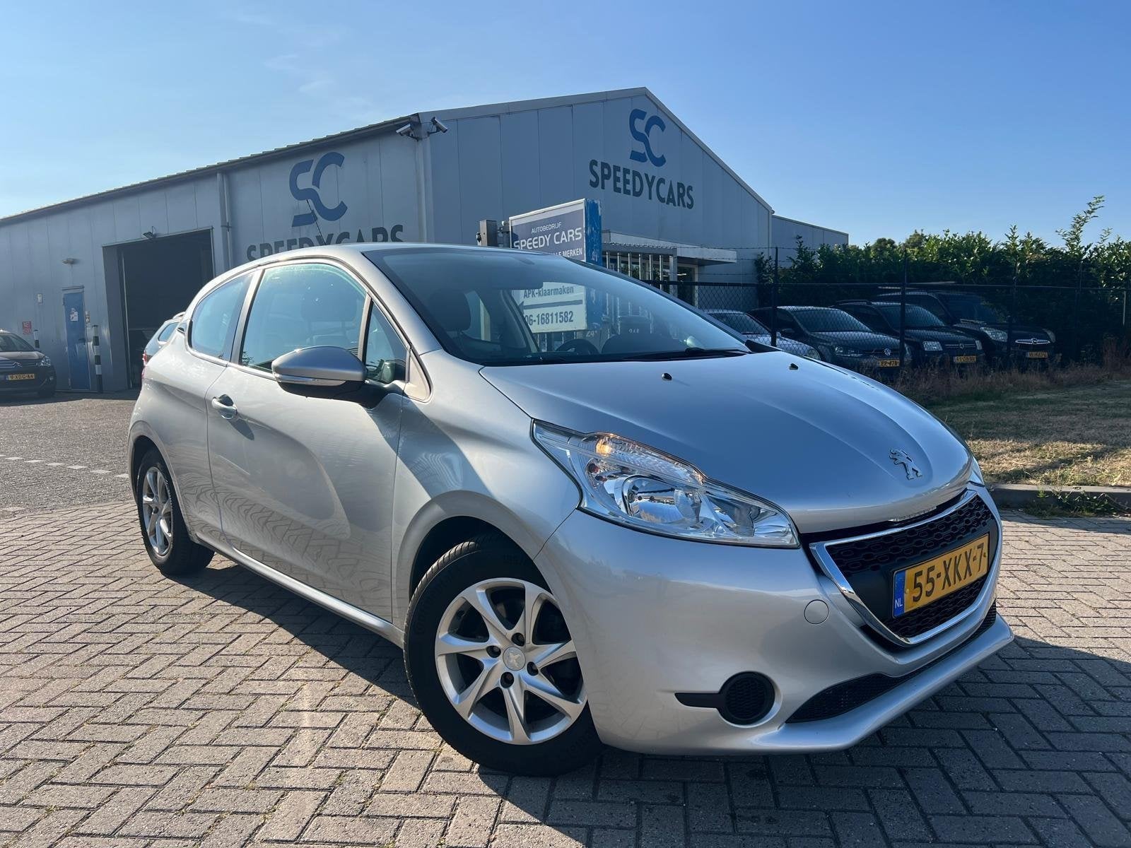Peugeot 208 1.4 VTi Active Cruise Airco Navi LMV N.A.P, Voorwielaandrijving, Euro 5, Stof, Zwart