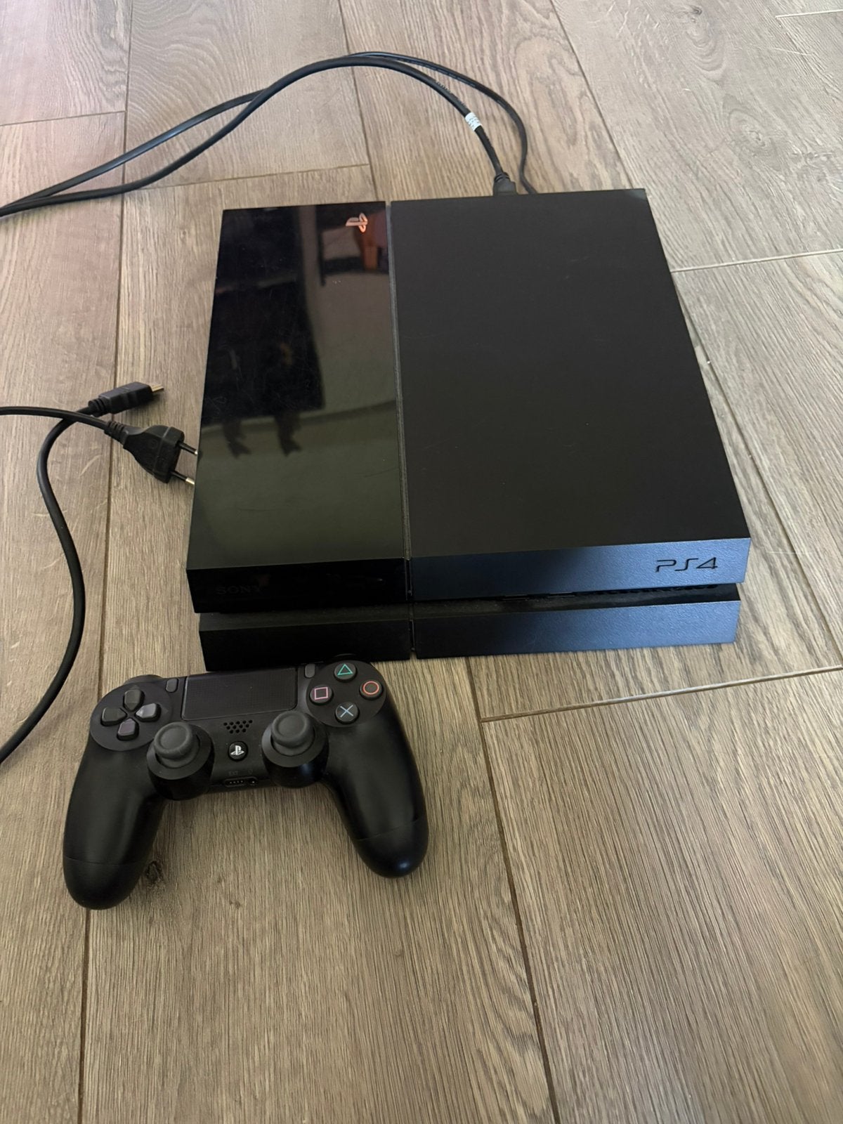 Playstation 4 inclusief 6 spellen, Ophalen, Zo goed als nieuw, Met 1 controller, Original
