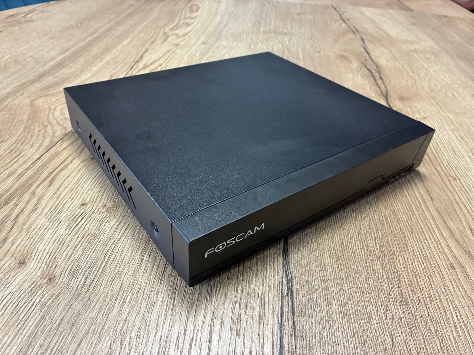 Foscam FNQ108HE NVR Netwerk Video Recorder, Ophalen of Verzenden, Zo goed als nieuw, Buitencamera