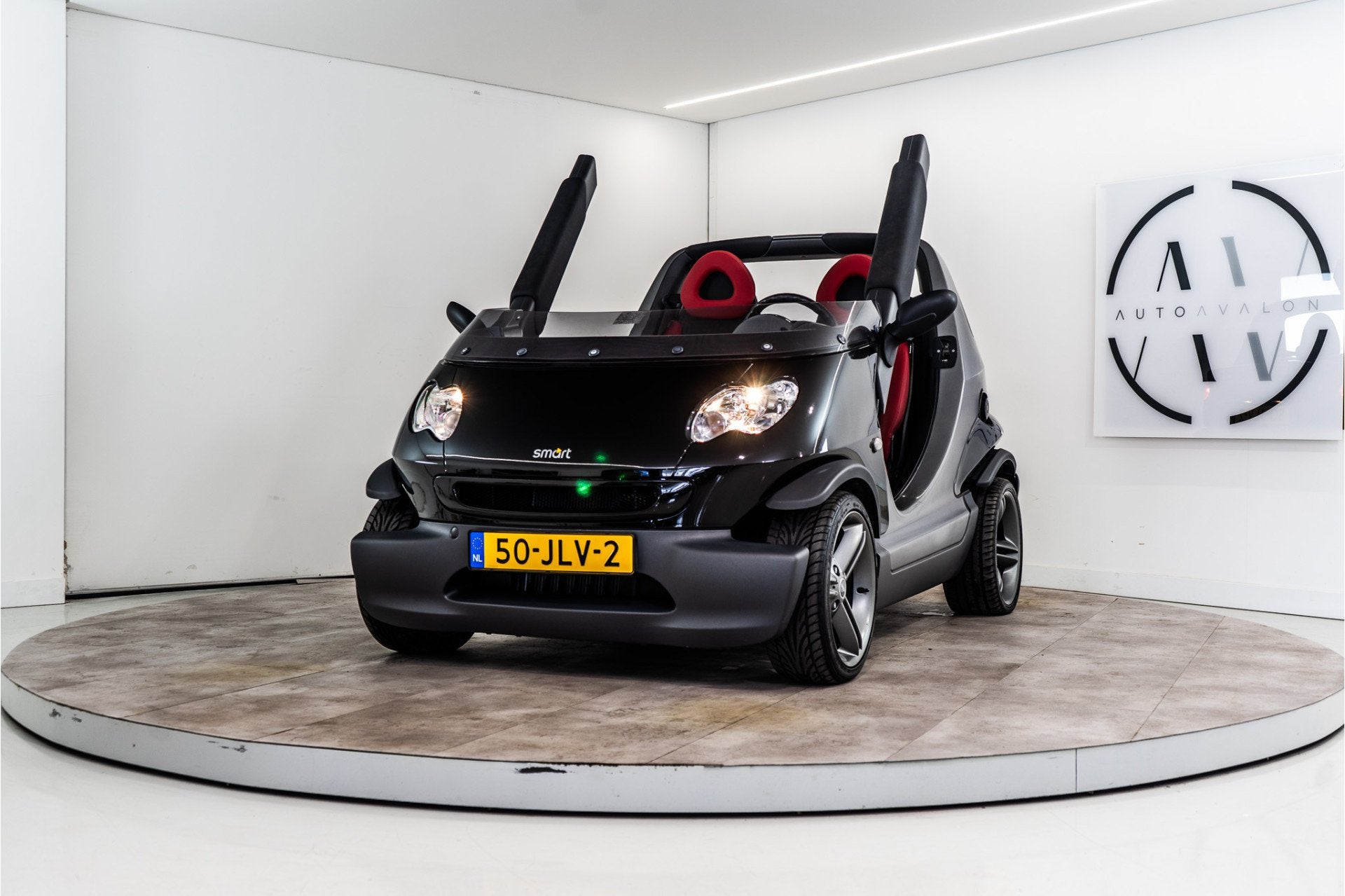 Smart Fortwo cabrio Crossblade 0.7 BRABUS 71PK | YOUNGTIMER, Auto's, Automaat, Stoelverwarming, Achterwielaandrijving, Gebruikt