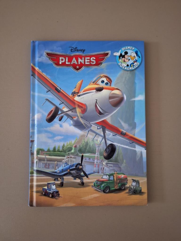 Boek "Planes" (race om de wereld), Fictie algemeen, Jongen of Meisje, Ophalen of Verzenden, Zo goed als nieuw