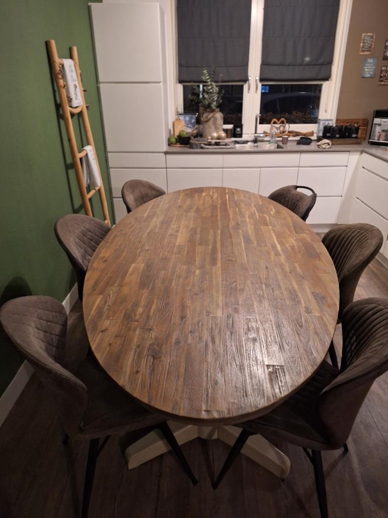 Eettafel van H&H, Ophalen, Zo goed als nieuw, 6 tot 8 stoelen