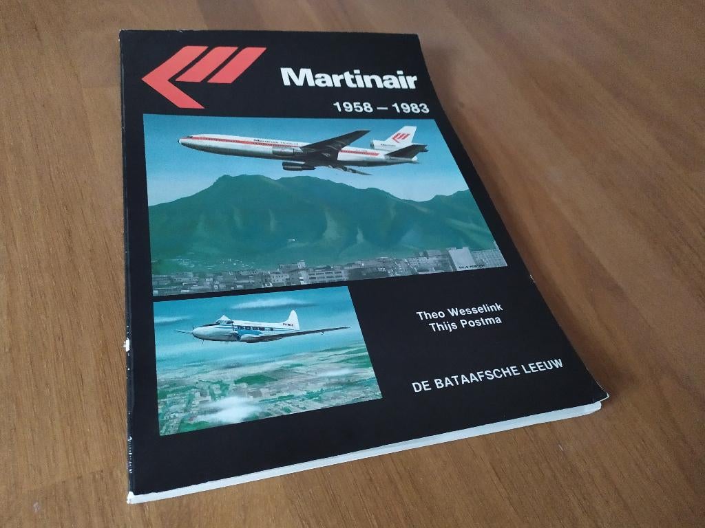 Martinair 1958-1983, Ophalen of Verzenden, Gelezen, Vliegtuig