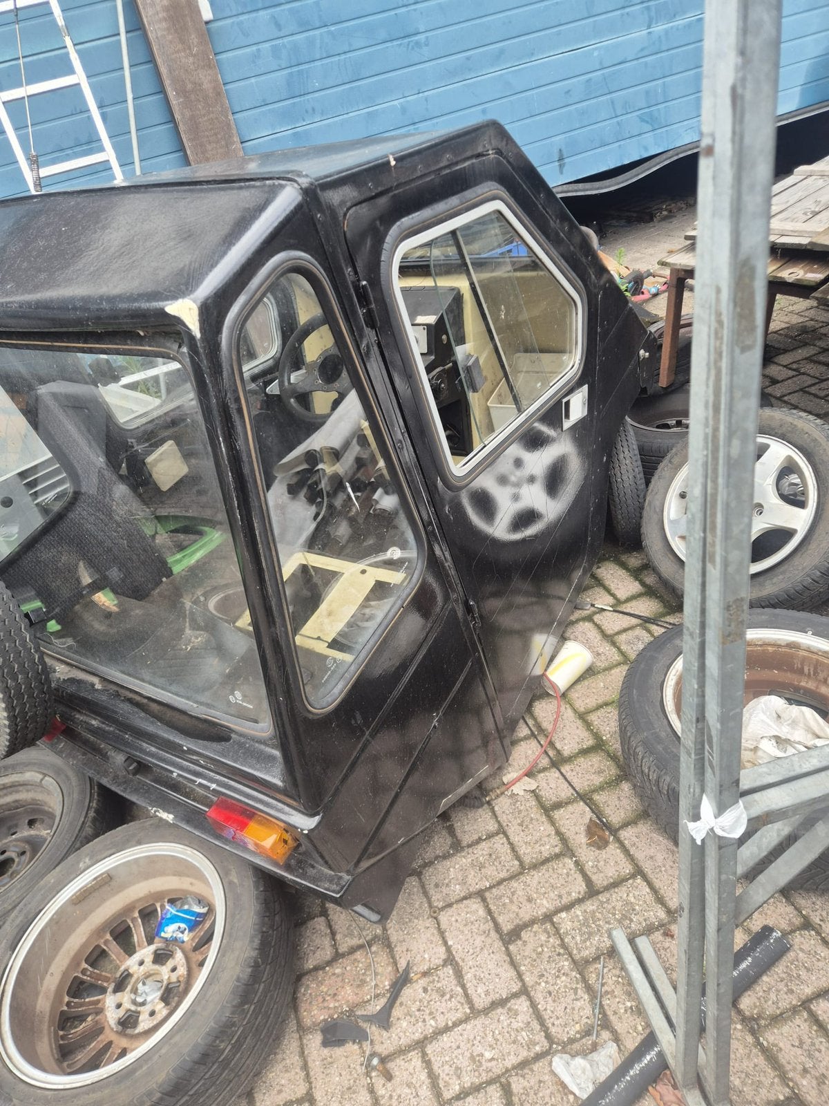 Arola rijbewijs vrij, Ophalen of Verzenden