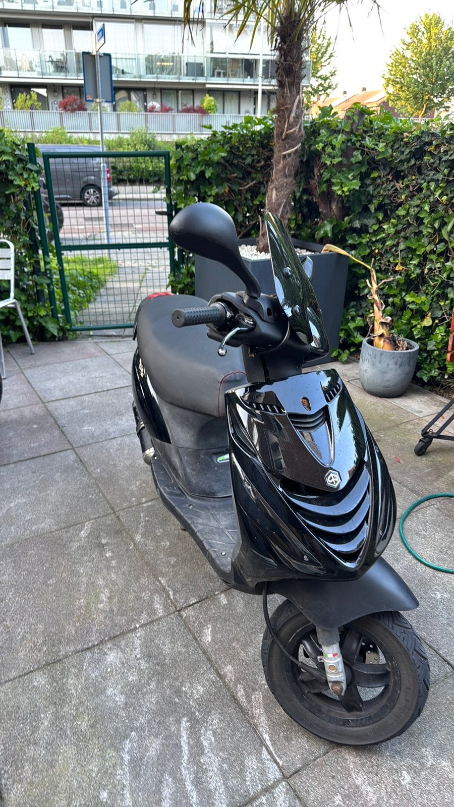 Zip 50 cc 4t, Fietsen en Brommers, Ophalen, Zo goed als nieuw, Benzine, Zip