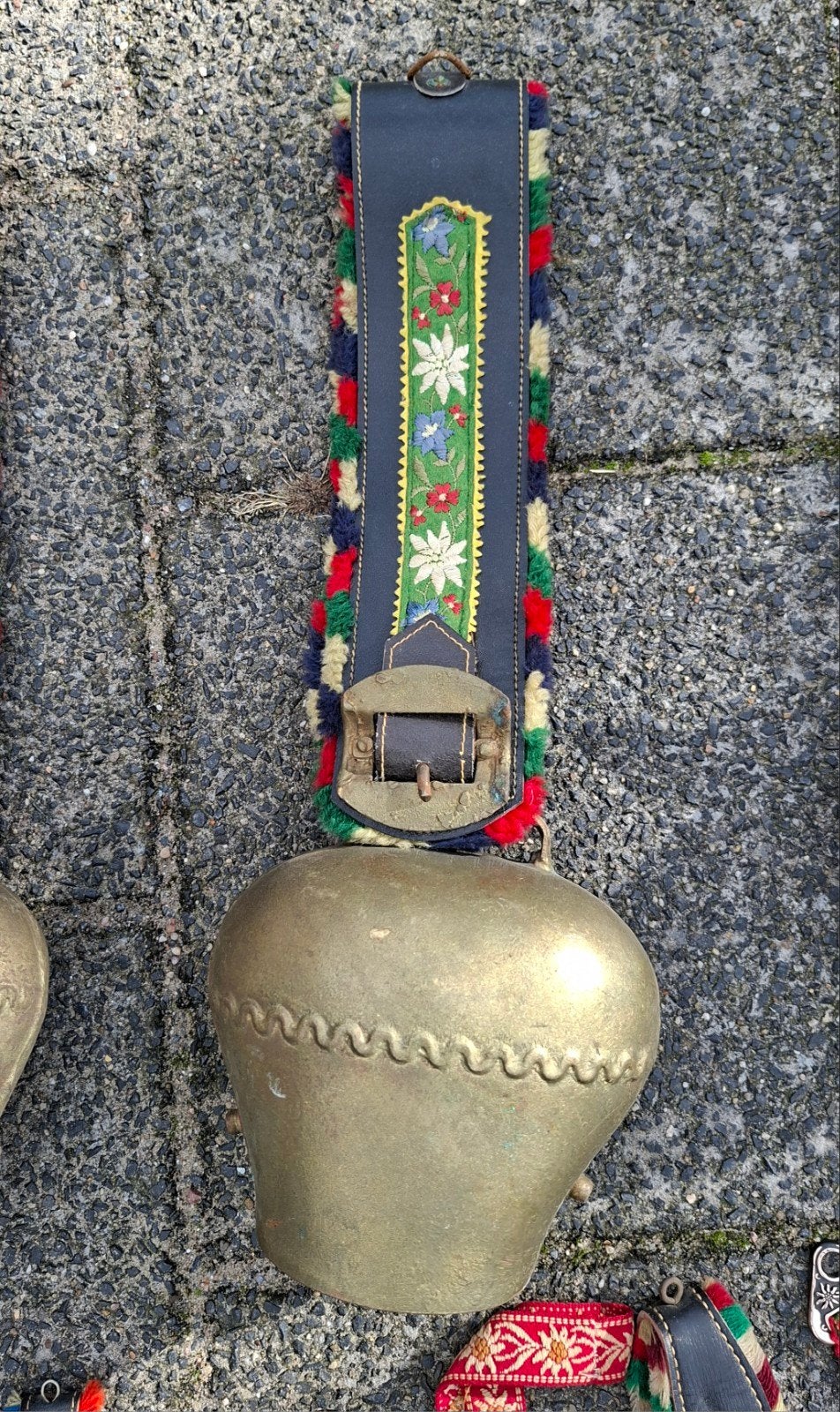 Antieke Zwitserse Koebel met Geborduurde Riem, Ophalen of Verzenden