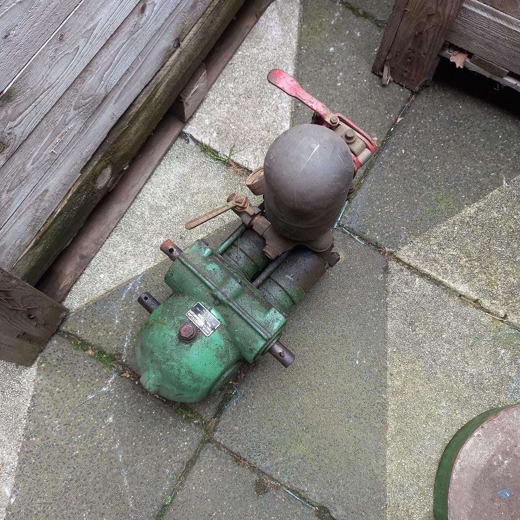 HOGEDRUK POMP Z34681 Z40  KOMT UIT EEN BOEDEL VAN EEN SMID, Ophalen of Verzenden, Gebruikt, Overige typen, Minder dan 1400 rpm