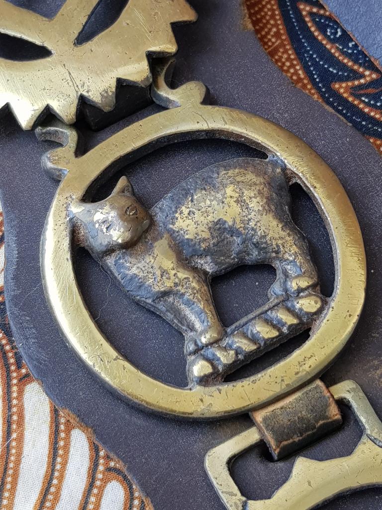 Zes antieke kleppermannetjes uit Engeland aan riem 57,5 cm., Antiek en Kunst, Ophalen of Verzenden