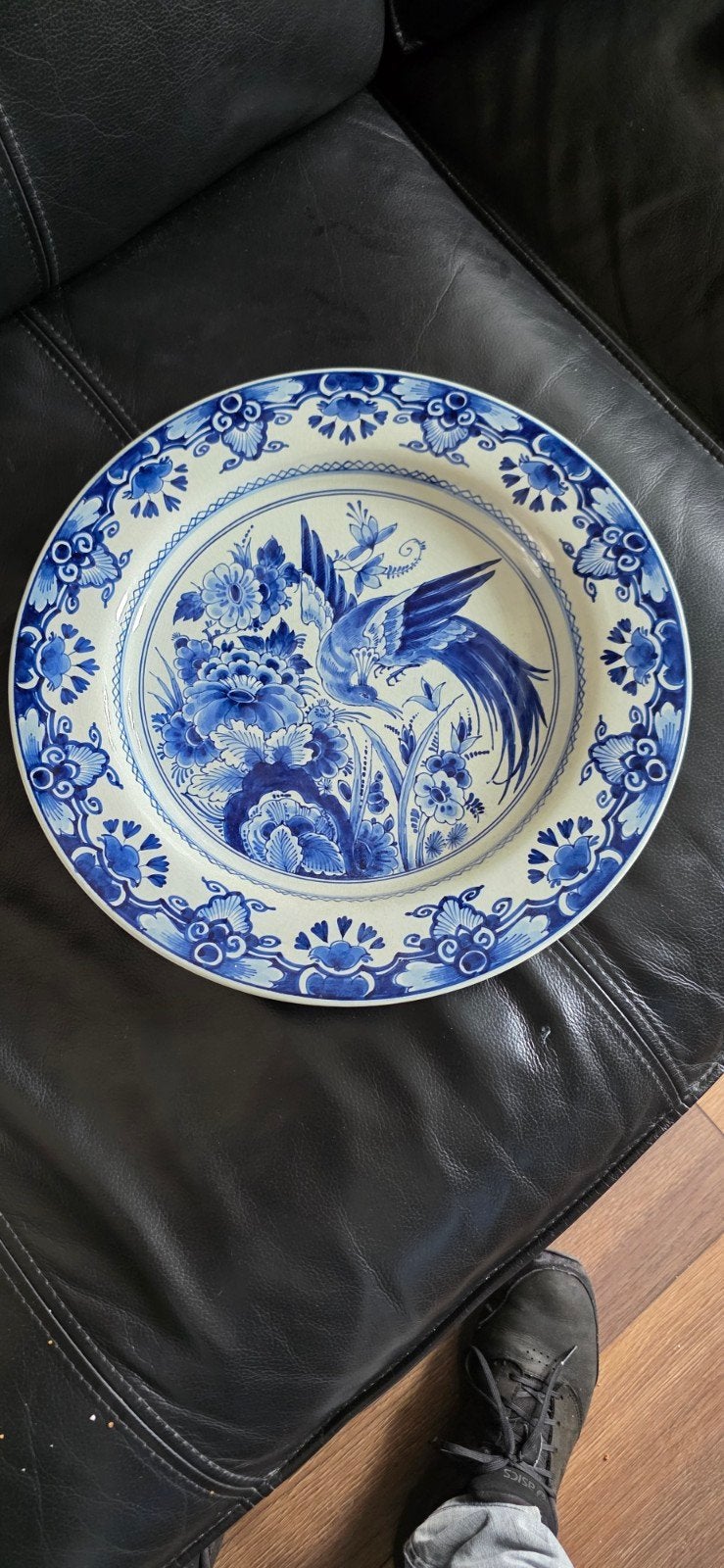 Antiek Delfts Blauw Wandbord met Vogel en Bloemen, Antiek en Kunst, Ophalen