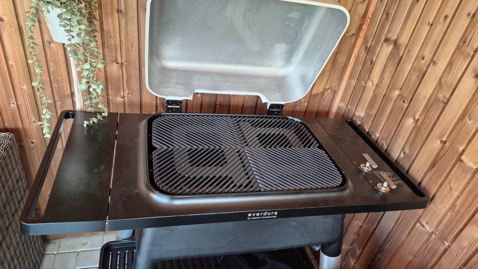 Luxe Everdure Furnace gasbarbecue by Heston Blumenthal – Nie, Ophalen, Nieuw, Everdure Heston Blumenthal