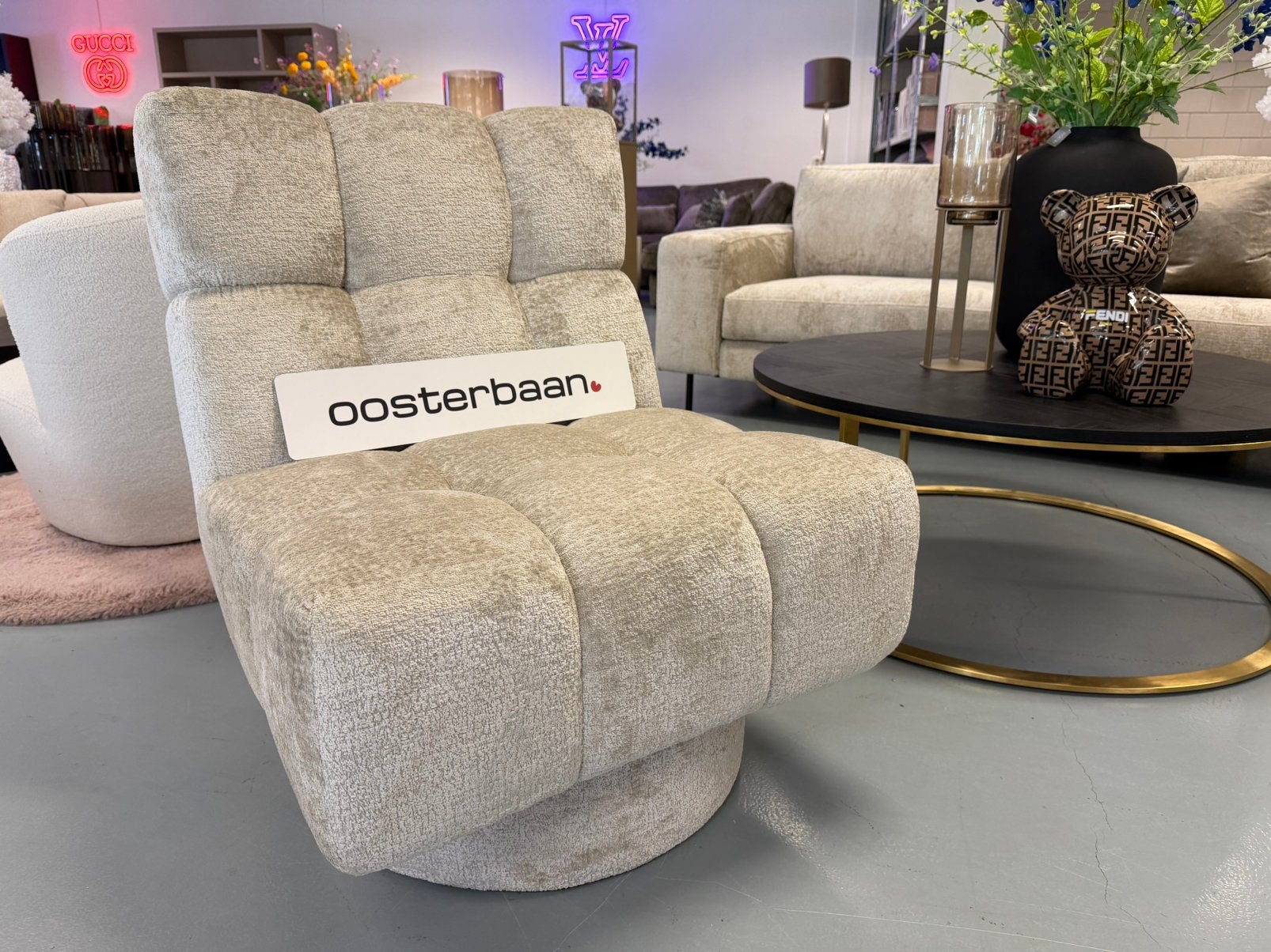 Luxe Velvet Teddy Draaifauteuil Davy NIEUW Beige Sand NEW, Huis en Inrichting, Fauteuils, Info@oosterbaanwonen.nl, Venus 31 8448CE Heerenveen