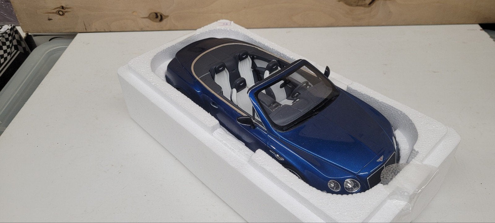 GT Spirit Bentley continental GTC V8 S, Ophalen of Verzenden, Zo goed als nieuw, Auto, Overige merken
