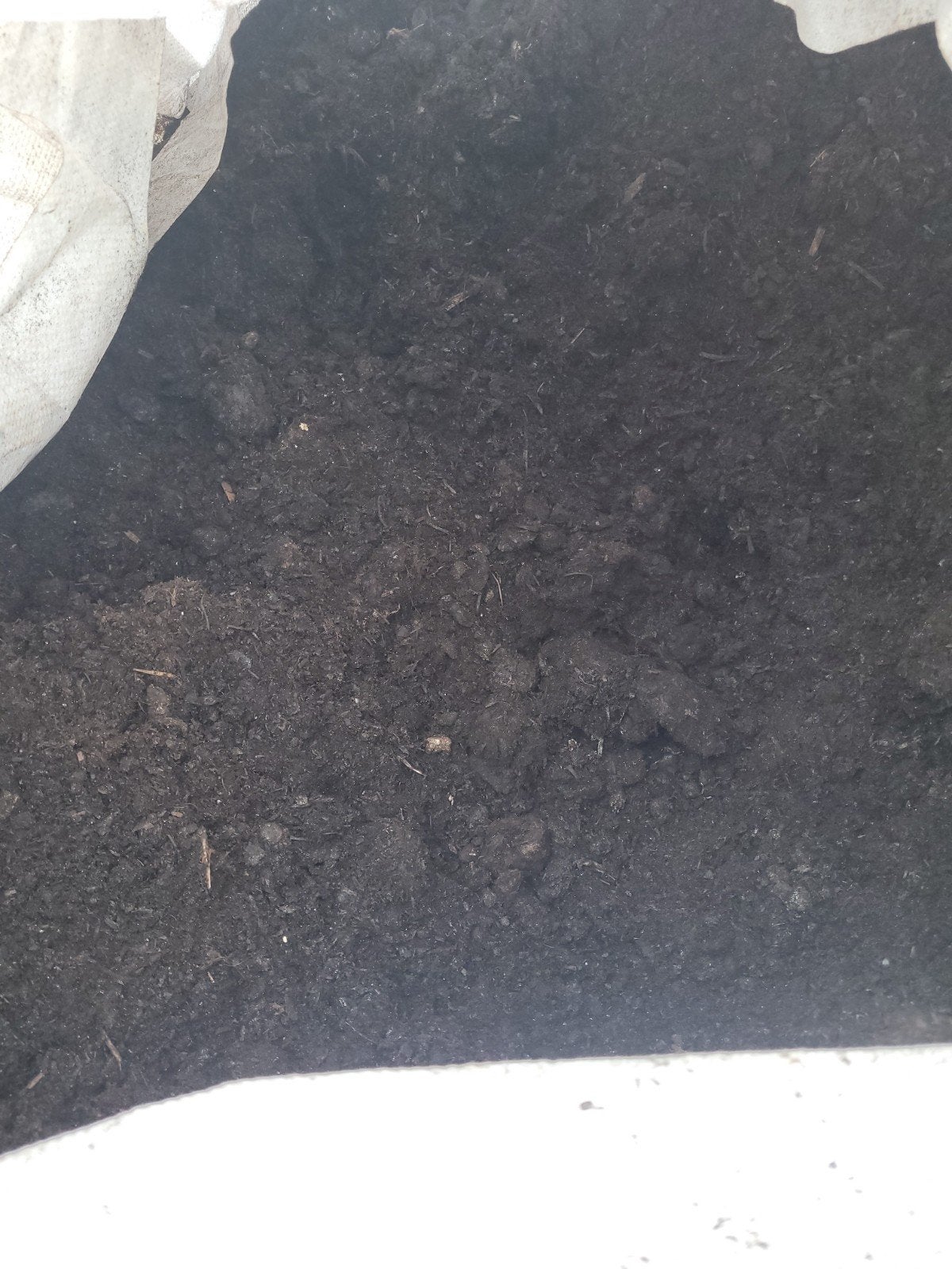 champost voor grondverbetering., Ophalen, Mest