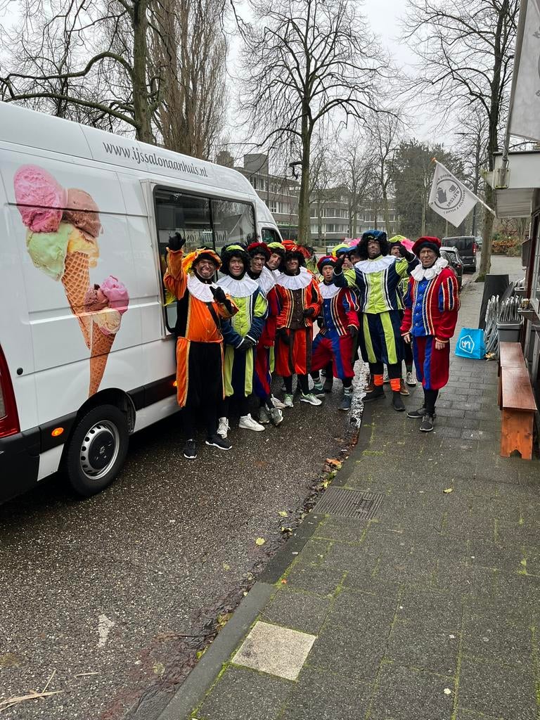 Ijssalon aan huis, Cateraar