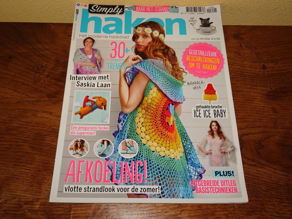 Simply haken juni/juli 04/2016 haaktijdschrift, Hobby en Vrije tijd, Breien en Haken, Zo goed als nieuw, Haken, Patroon of Boek