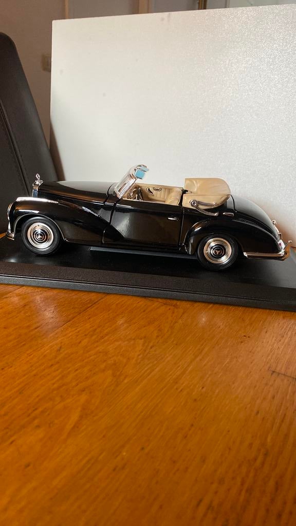 Mooi model Mercedes-Benz 1/18, Hobby en Vrije tijd, Modelauto's | 1:18, Ophalen of Verzenden, Zo goed als nieuw, Maisto