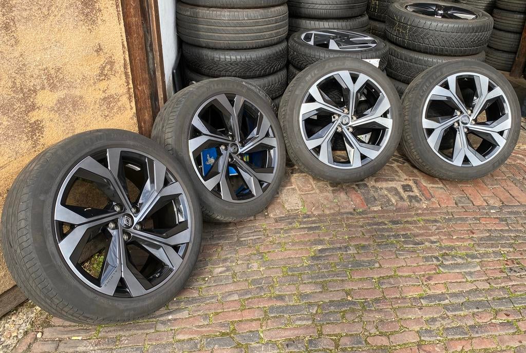 20” Renault Austral / Espace velgen + 235/45 R20 Michelin, Banden en Velgen, Ophalen of Verzenden, 235 mm, 20 inch