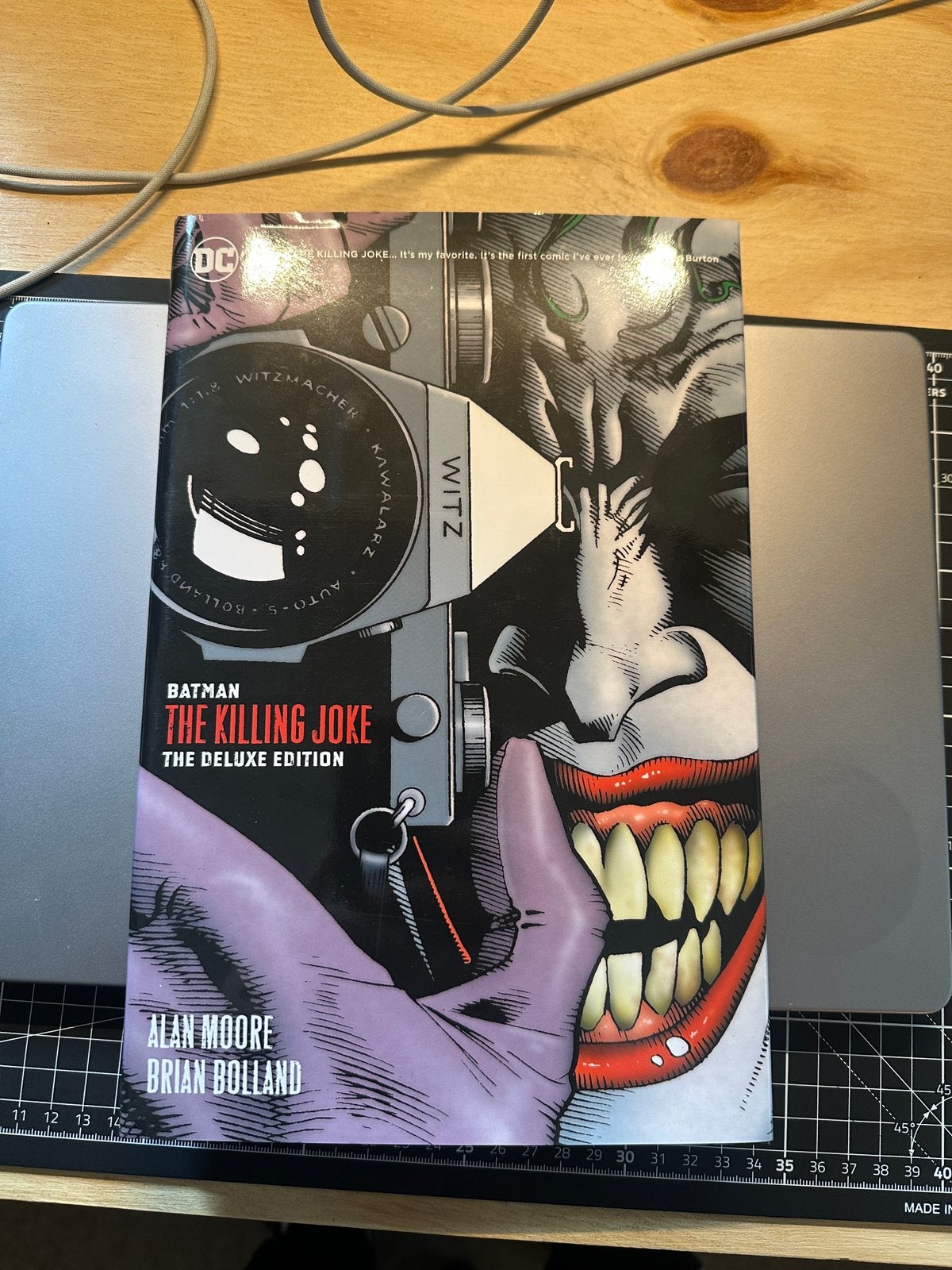 Batman : The Killing Joke Deluxe, Eén comic, Amerika, Ophalen of Verzenden, Zo goed als nieuw