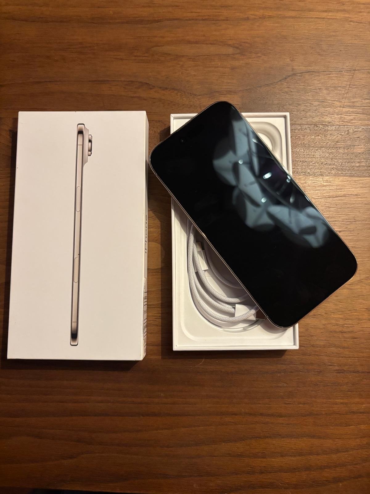 Apple iPhone Air 256GB Light Gold - Zo goed als nieuw, Telecommunicatie, 256 GB, IPhone 17 Air, 97 %, Ophalen of Verzenden