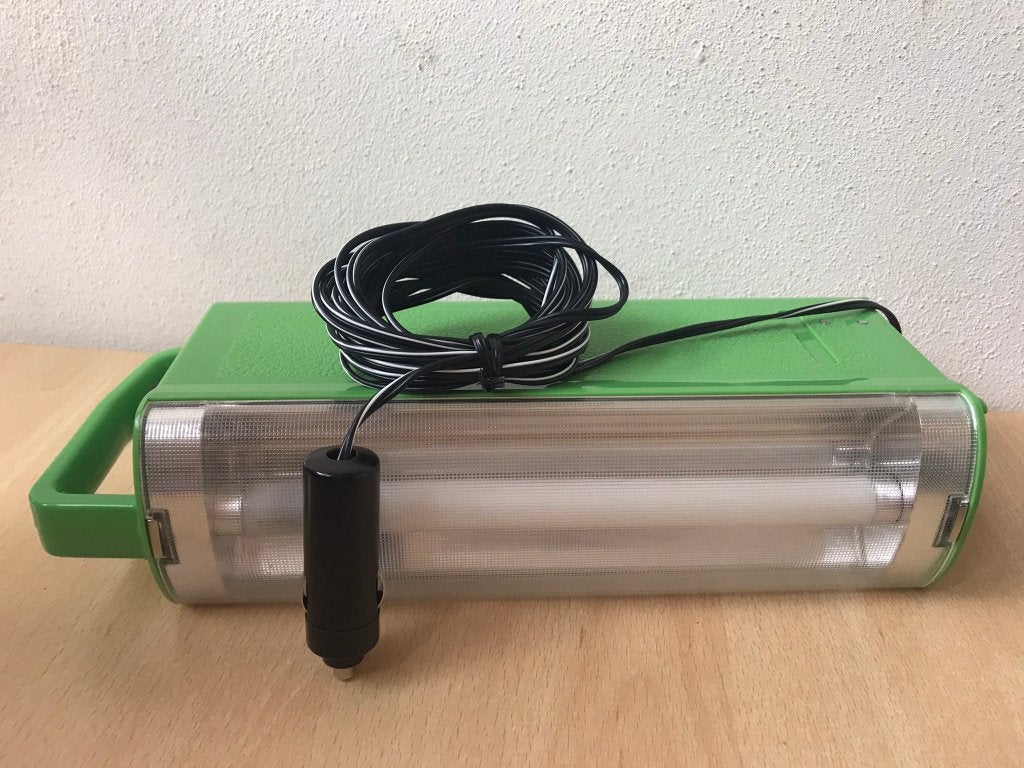kampeerlamp 12 én 220 Volt, Ophalen, Gebruikt