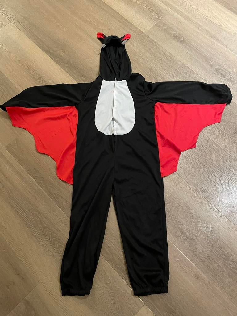 Vleermuispak vampierpak maat 128 134, Ophalen of Verzenden, Gebruikt, Jongen of Meisje