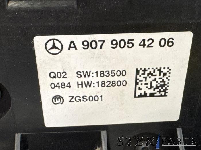 Kachel Bedieningspaneel van een Mercedes Sprinter, Gebruikt, -, Ophalen of Verzenden, -